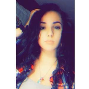 Meet your Posher, Mia